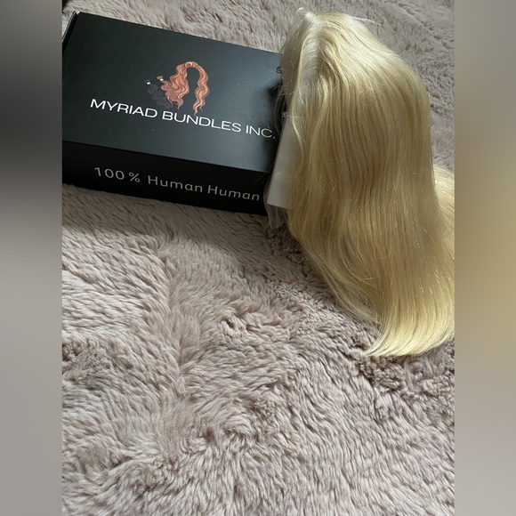 Meet your Posher, Myriad Bundles - Picture 5 of 13